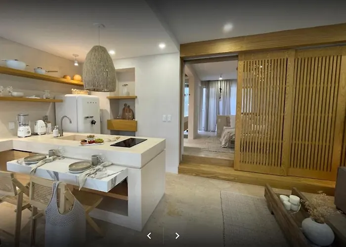 Apartment New With Bathtub And Jacuzzi