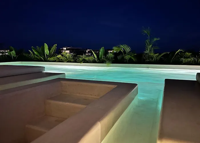 Apartment New With Bathtub And Jacuzzi *